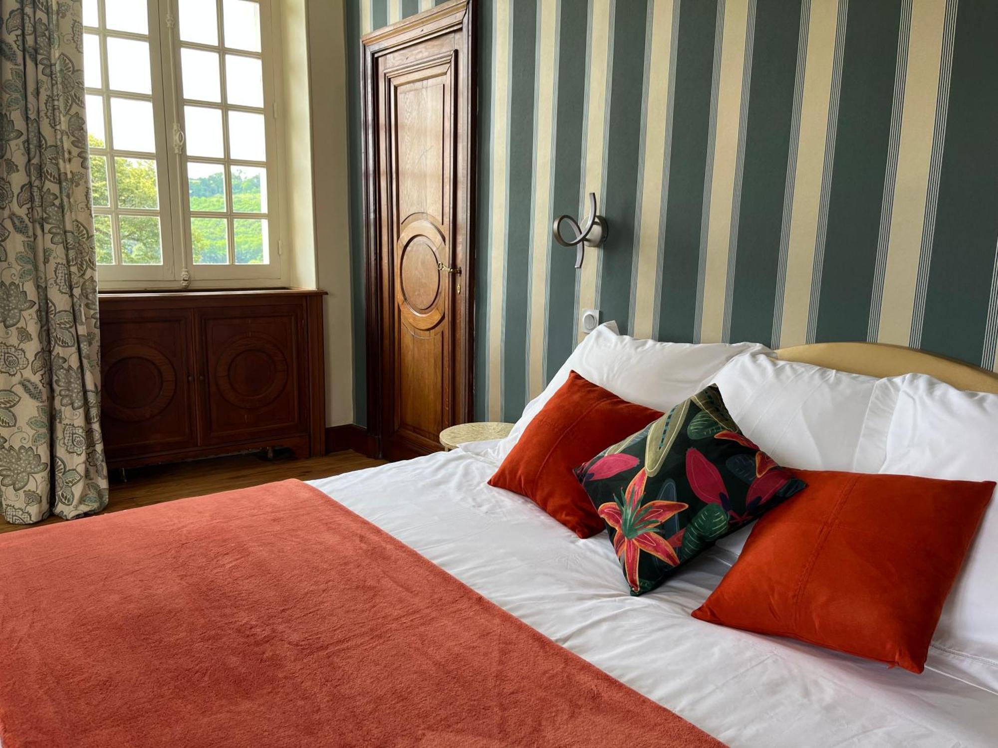 Le Relais Du Faget Hotell Oloron-Sainte-Marie Eksteriør bilde