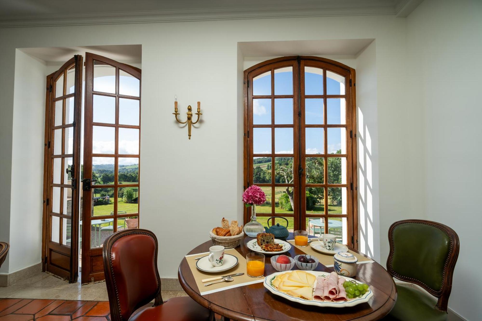 Le Relais Du Faget Hotell Oloron-Sainte-Marie Eksteriør bilde